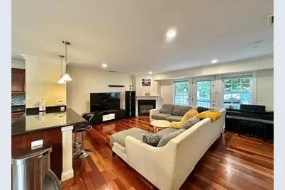 580 Quarry St #18, Quincy, MA 02169 - Photo 3