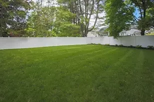 35 Hanson Rd, Newton, MA 02459 - Photo 13