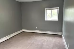 1409 River St, Boston, MA 02136 - Photo 5