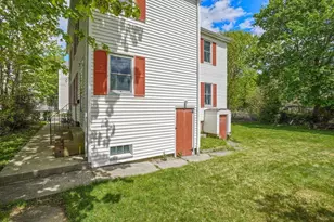 21 Forest Ave Ct, Plymouth, MA 02360 - Photo 5