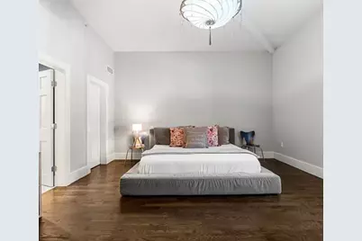 653 E 3rd St, Boston, MA 02127 - Photo 17