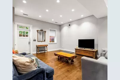 653 E 3rd St, Boston, MA 02127 - Photo 3
