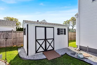 101 Frontenac Street, Chicopee, MA 01020 - Photo 29