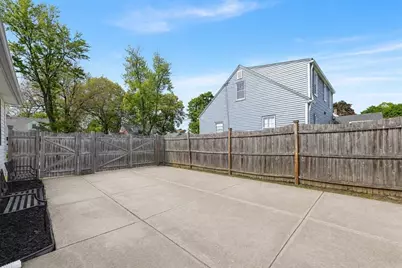 101 Frontenac Street, Chicopee, MA 01020 - Photo 35