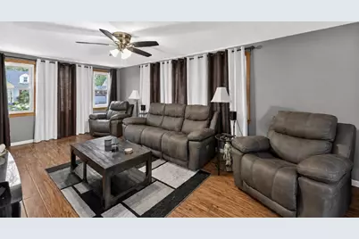 101 Frontenac Street, Chicopee, MA 01020 - Photo 13