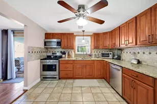 101 Frontenac St, Chicopee, MA 01020 - Photo 5