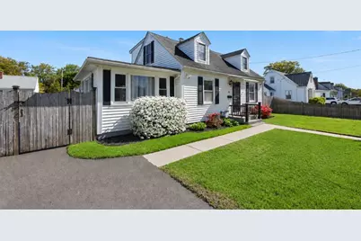 101 Frontenac Street, Chicopee, MA 01020 - Photo 3