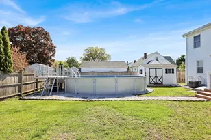 101 Frontenac St, Chicopee, MA 01020 - Photo 37