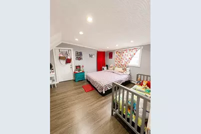 106 E Haverhill, Lawrence, MA 01841 - Photo 5