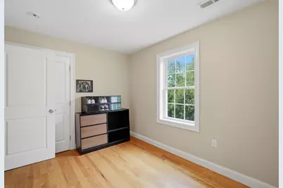 205 Bishop St, Framingham, MA 01702 - Photo 21