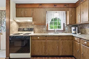 68 Deepfield Rd, Springfield, MA 01118 - Photo 15