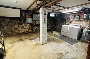 289 Chelsea St, Boston, MA 02128 - Photo 9