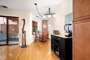 95 Gainsborough St, Boston, MA 02115 - Photo 3