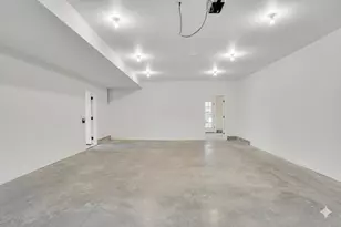 72 Oakland St, Boston, MA 02135 - Photo 19