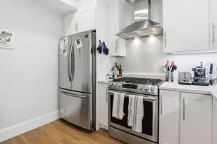 45 L St, Boston, MA 02127 - Photo 5