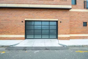 340 W 2nd St, Boston, MA 02127 - Photo 31