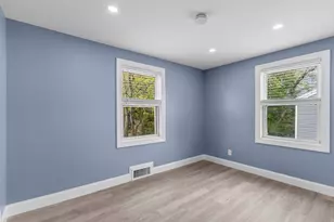 10 Briarcliff Terrace, Boston, MA 02126 - Photo 9