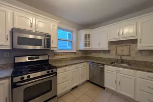 184 Green St, Cambridge, MA 02139 - Photo 3