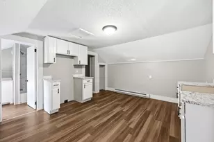 10 W School St, Westfield, MA 01085 - Photo 15