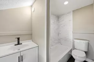10 W School St, Westfield, MA 01085 - Photo 13
