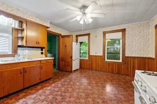 15 Winter St, Leominster, MA 01453 - Photo 33