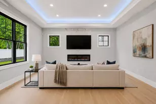 18 Avon Cir, Needham, MA 02494 - Photo 5
