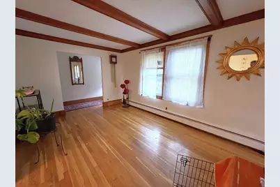 385 Arlington St #1, Watertown, MA 02472 - Photo 3