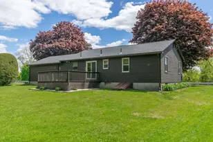 629 River Rd, Agawam, MA 01001 - Photo 21