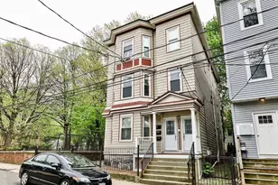 27 Elm St, Boston, MA 02122 - Photo 17