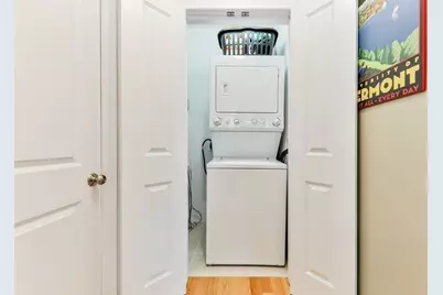 27 Elm St #2, Boston, MA 02122 - Photo 15