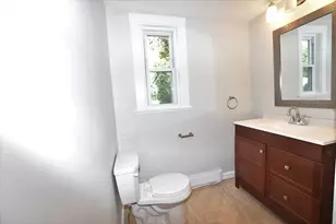 111 Holt St, Watertown, MA 02472 - Photo 15