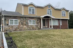 243 Weatherbee Dr, Westwood, MA 02090 - Photo 5