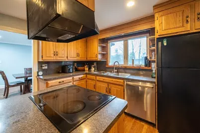 760 Washington St, Whitman, MA 02382 - Photo 21
