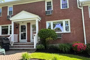 40 Lake St, Winchester, MA 01890 - Photo 1