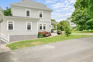 548 Elm St, Dartmouth, MA 02748 - Photo 19