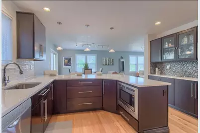 13 Cottage St #1, Wakefield, MA 01880 - Photo 5