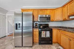 11 Sampson St, Grafton, MA 01560 - Photo 7