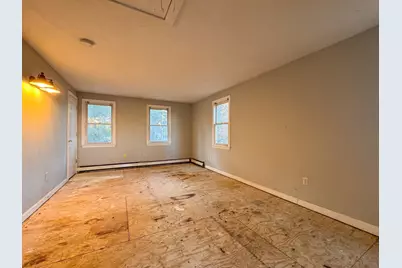 111 Snow St, Hanson, MA 02341 - Photo 9