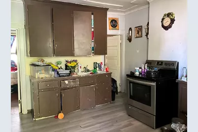121 Charlton St, Southbridge, MA 01550 - Photo 19