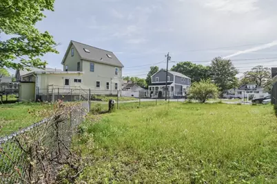 103 Wightman St, Chelmsford, MA 01863 - Photo 3