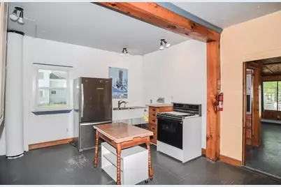 103 Wightman St, Chelmsford, MA 01863 - Photo 9