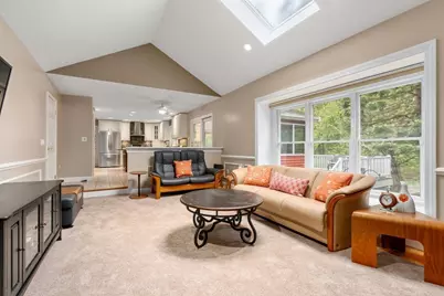 7 Maple Brook Ln, Franklin, MA 02038 - Photo 11