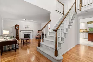 7 Maple Brook Ln, Franklin, MA 02038 - Photo 3