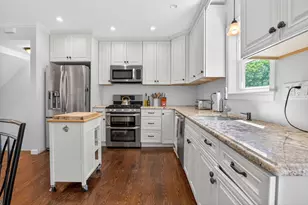 433 E 6th St, Boston, MA 02127 - Photo 3
