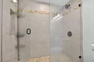 433 E 6th St, Boston, MA 02127 - Photo 13