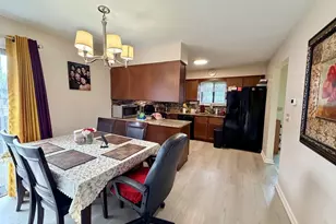 119 Beekman Dr, Agawam, MA 01001 - Photo 5