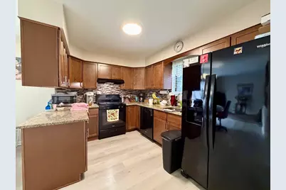 119 Beekman Dr #119, Agawam, MA 01001 - Photo 3