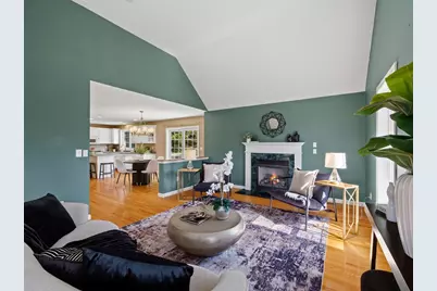 28 Bradford Circle, Hudson, NH 03051 - Photo 11