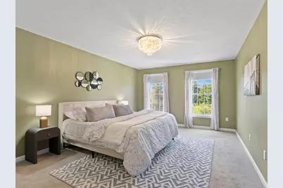 28 Bradford Circle, Hudson, NH 03051 - Photo 17
