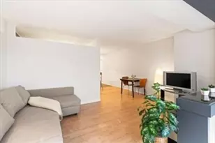 2 Hawthorne Pl, Boston, MA 02114 - Photo 3